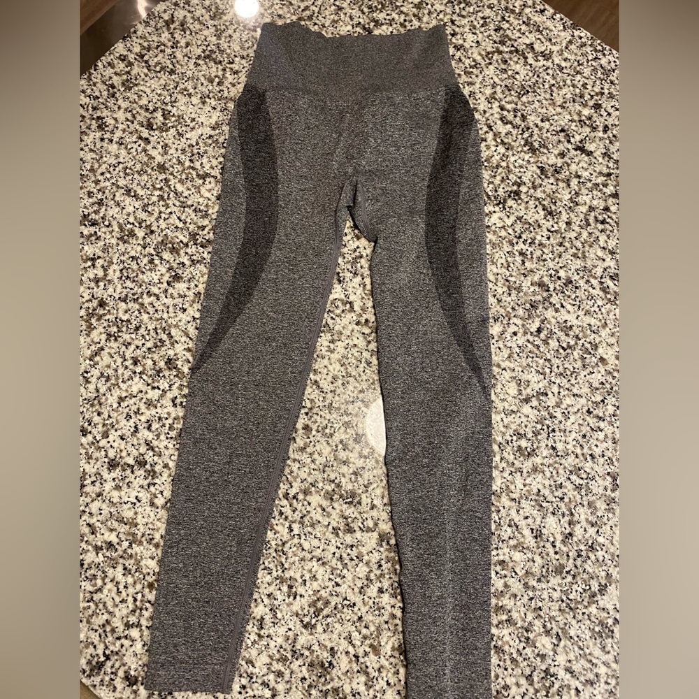 Pechee bum workout leggings